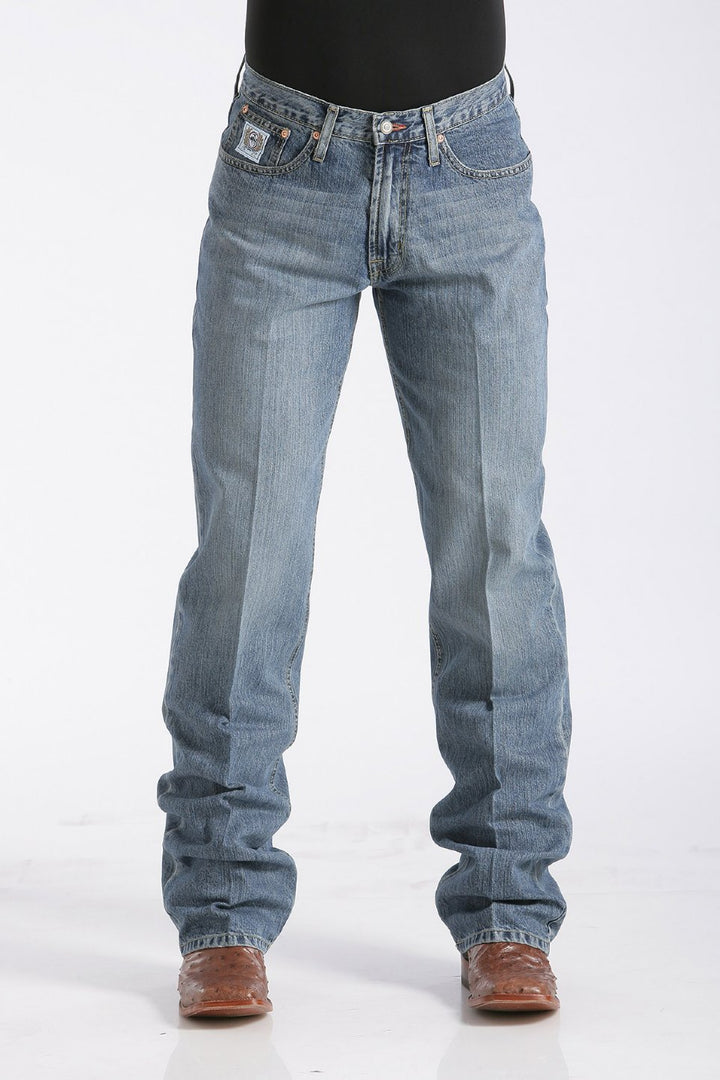 Front view Cinch | White Label Relaxed Fit Medium Stonewash Jean